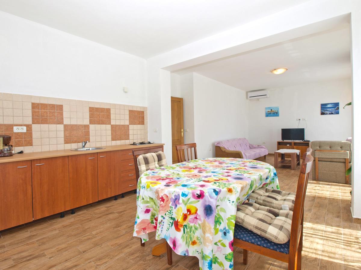 Apartments Edin 1359 Peroj Extérieur photo